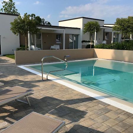 Aurora Aparthotel Peschiera del Garda Exterior foto