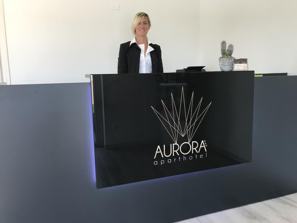 Aurora Aparthotel Peschiera del Garda Exterior foto